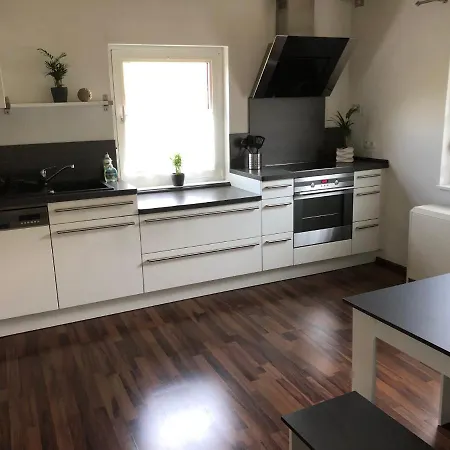 Ferienwohnung Unterm Stein Apartment